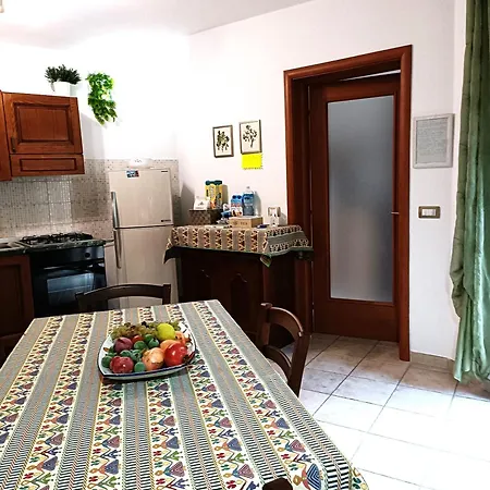 Giarranas House - With Coutyard Villacidro