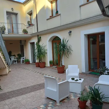 Giarranas House - With Coutyard * Villacidro